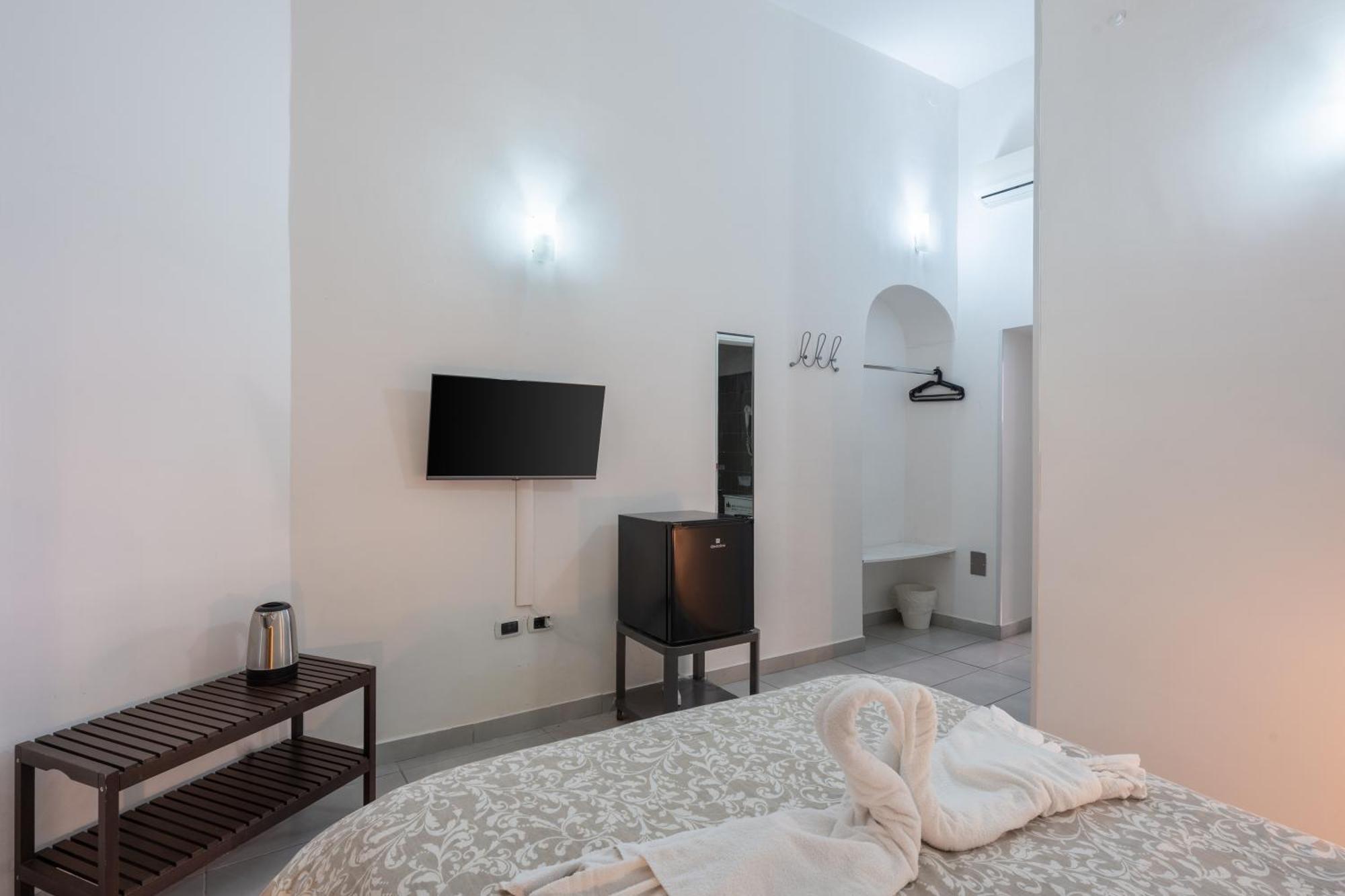 Nina Suites Nápoly Kültér fotó